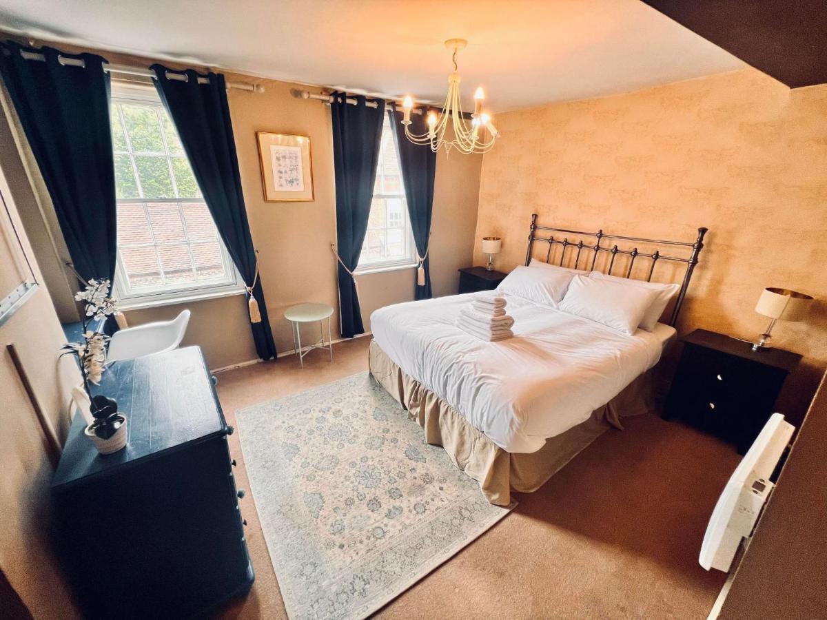George&Dragon Hotel High Wycombe Buitenkant foto